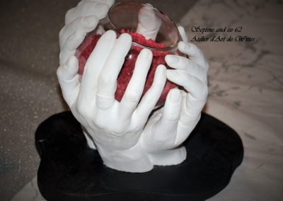 empreinte-3D-famille-moulage-platre-souvenir-eternel-famille-hauts-de-france-pas-de calais-cadeau-personnalisé-décoration-mariage-symbolique-amour-famille-parent-enfant.jpg