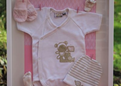 cadre-naissance-moulage 3D- _-empreinte-3D-pied-main-platre-cadeau-original.jpg