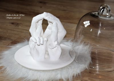 empreinte-3D-famille-moulage-platre-souvenir-eternel-famille-hauts-de-france-pas-de calais-cadeau-personnalisé-décoration-mariage-symbolique-amour-famille-parent-enfant.jpg